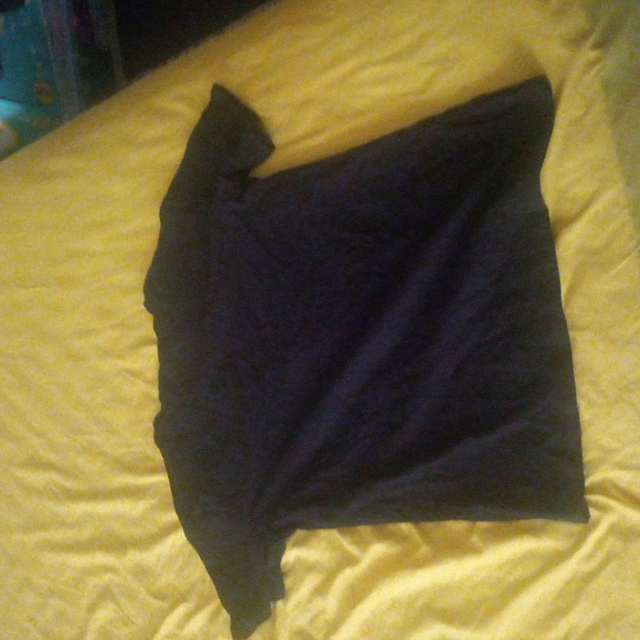 Mens essential shirt Replica version (Read description) - Picture 4 of 4